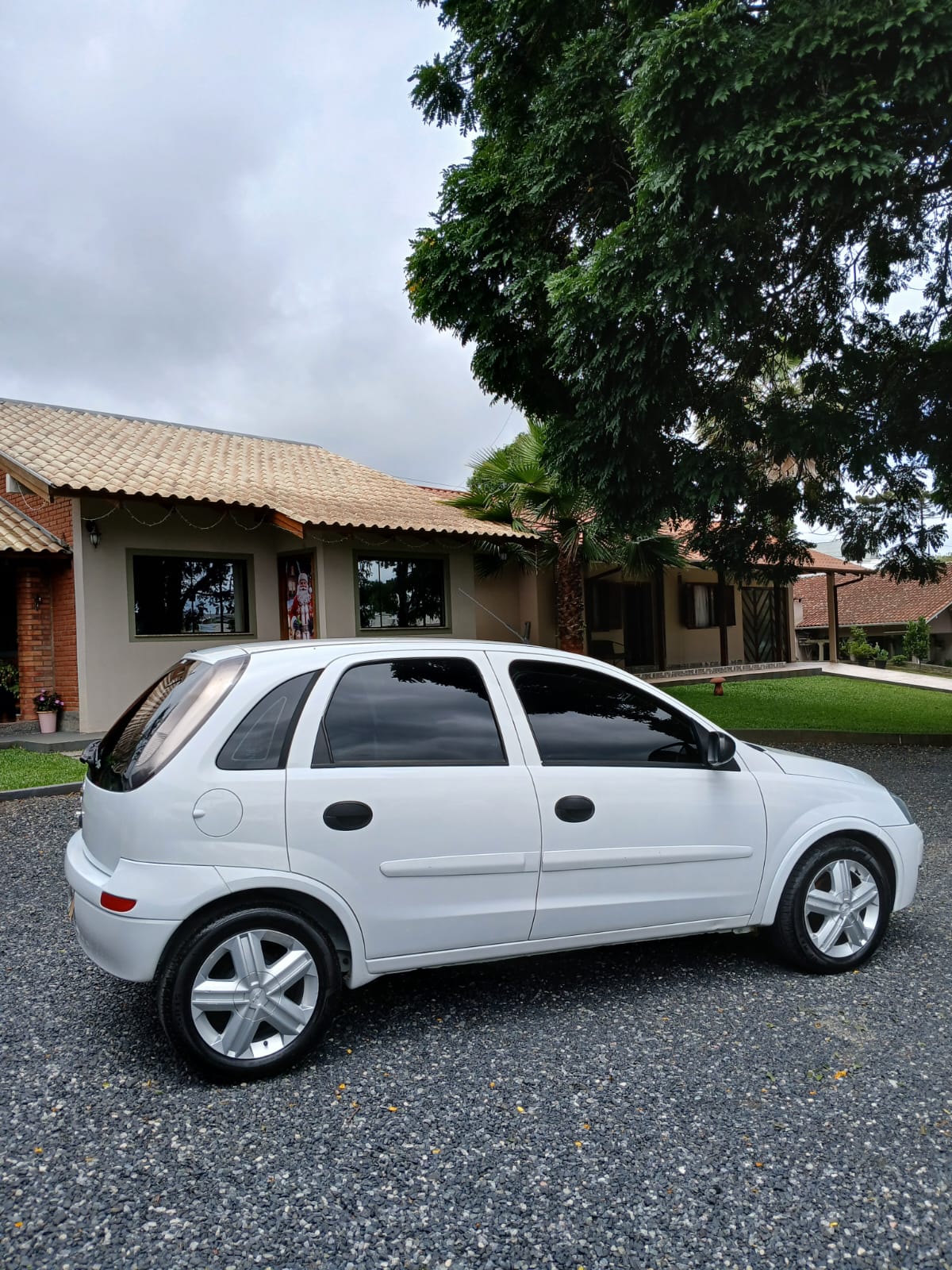 Chevrolet Corsa Hatch Maxx 1.4 2012 Economia, Potência E Estilo Com Rodas Esportivas!