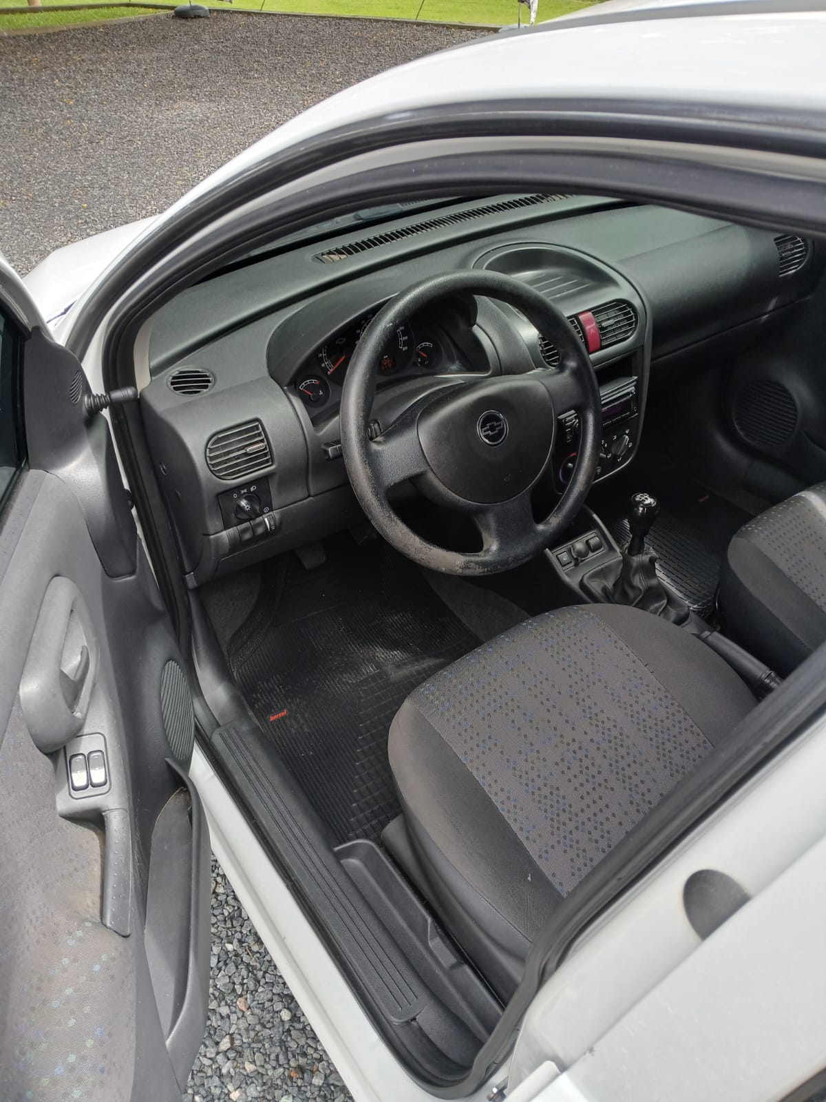 Chevrolet Corsa Hatch Maxx 1.4 2012 Economia, Potência E Estilo Com Rodas Esportivas!