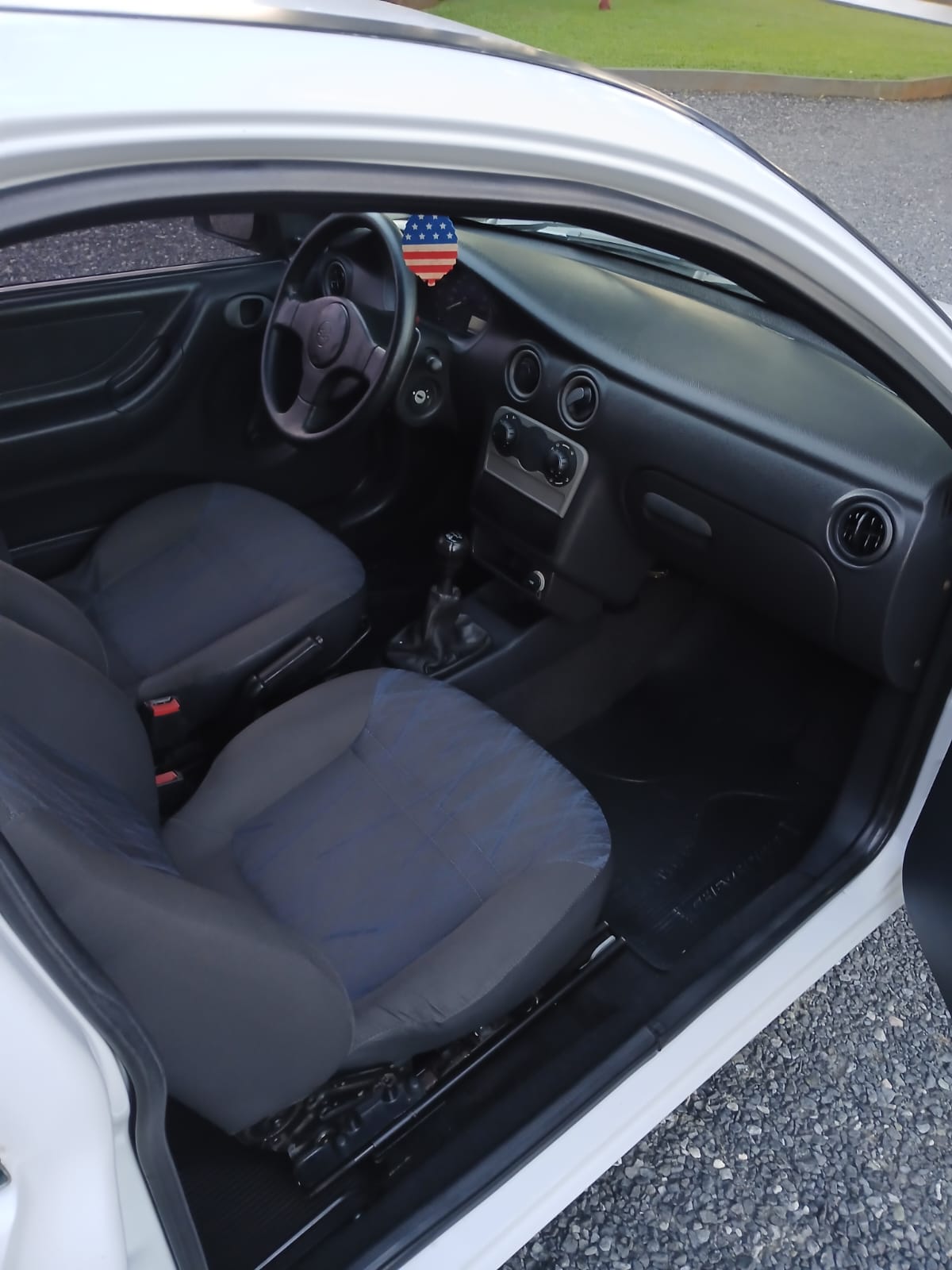 Celta Life 1.0 2006 Economia Comprovada E Estado De Conservação Diferenciado!