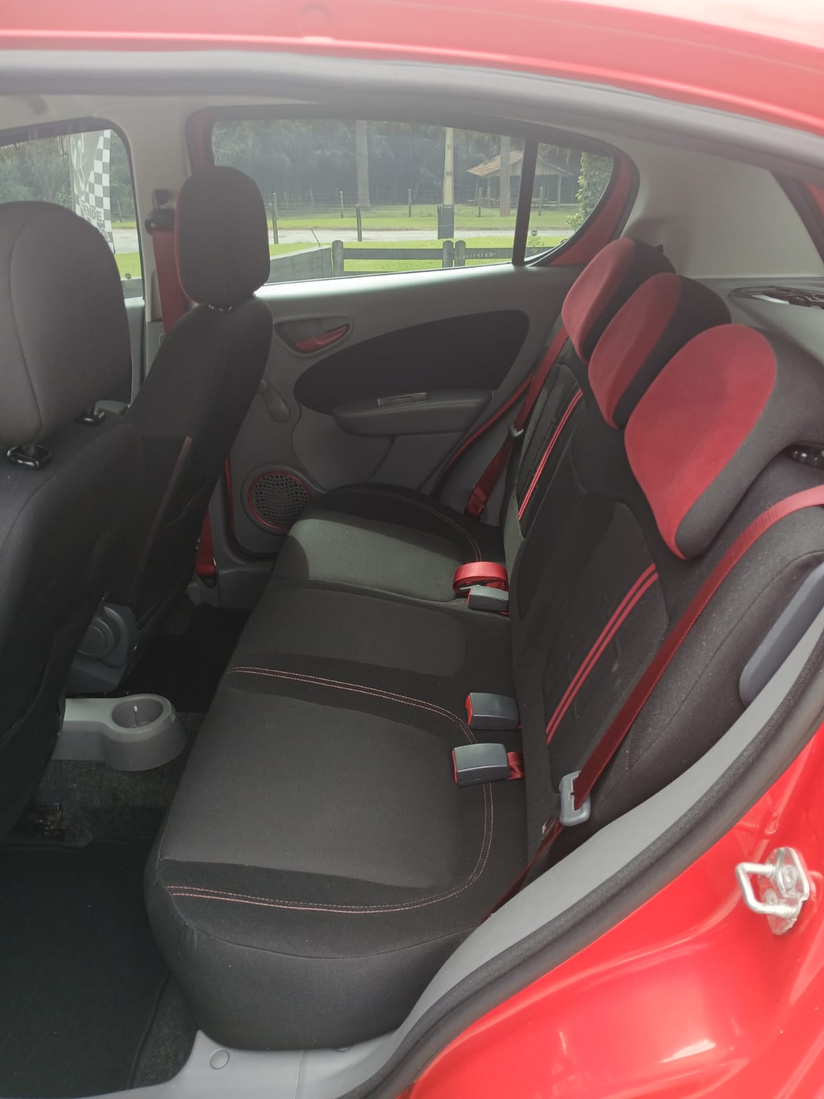 Fiat Palio Sporting 1.6 2014 - Esportividade, Segurança E Potência E-Torq!