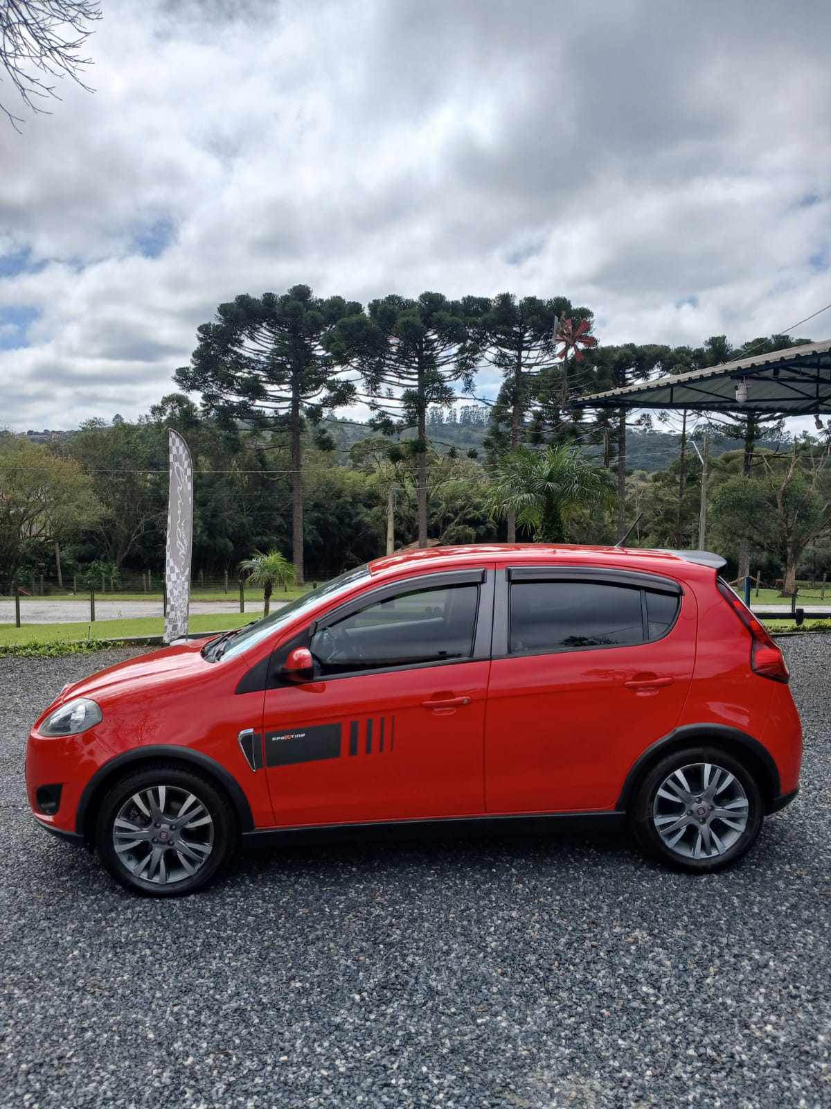 Fiat Palio Sporting 1.6 2014 - Esportividade, Segurança E Potência E-Torq!